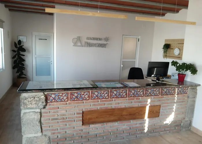 Camping Y Bungalows Monmar
