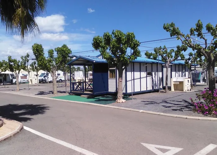Camping Y Bungalows Monmar